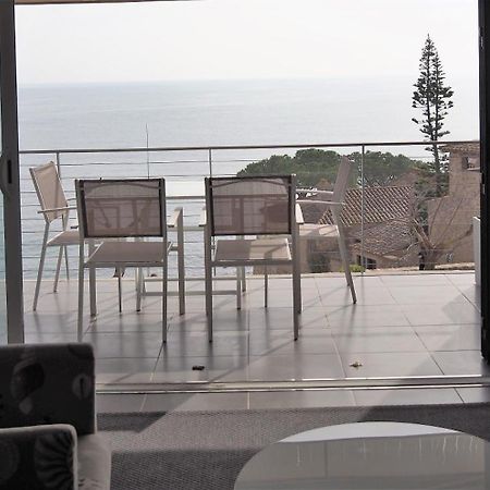 Apartamento Frente Al Mar En La Mejor Ubicacion De Calella カレリャ・デ・パラフルジェリ エクステリア 写真