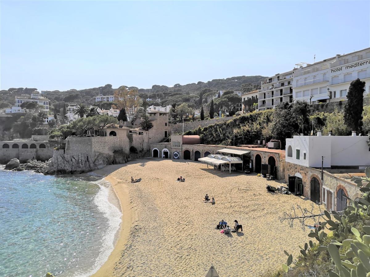 Apartamento Frente Al Mar En La Mejor Ubicacion De Calella カレリャ・デ・パラフルジェリ エクステリア 写真